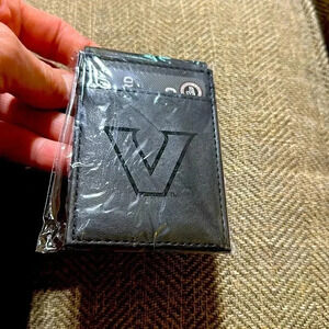 NWT NCAA Vanderbilt Commodores
Laser Engraved Men Black Wallet Card Holder
